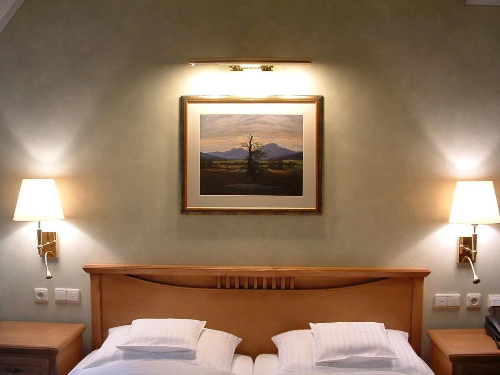 Altstadthotel Braeuwirt ヴァイデン 部屋 写真